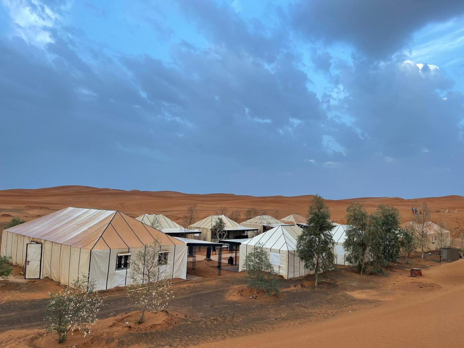 Toop Luxury Camp Hotel Merzouga Exterior foto
